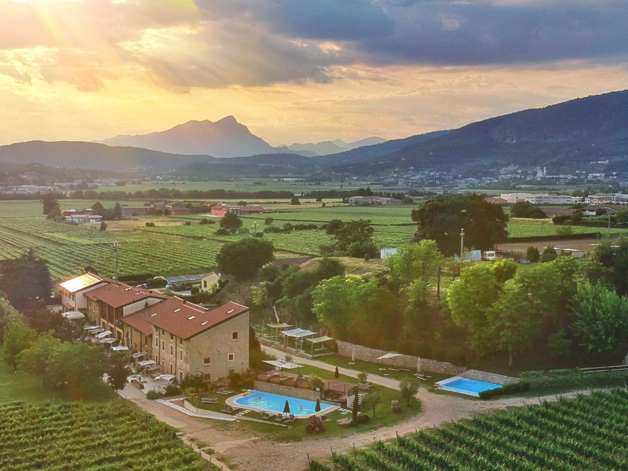 Agriturismo Corte Patrizia Caprino Veronese Exterior foto
